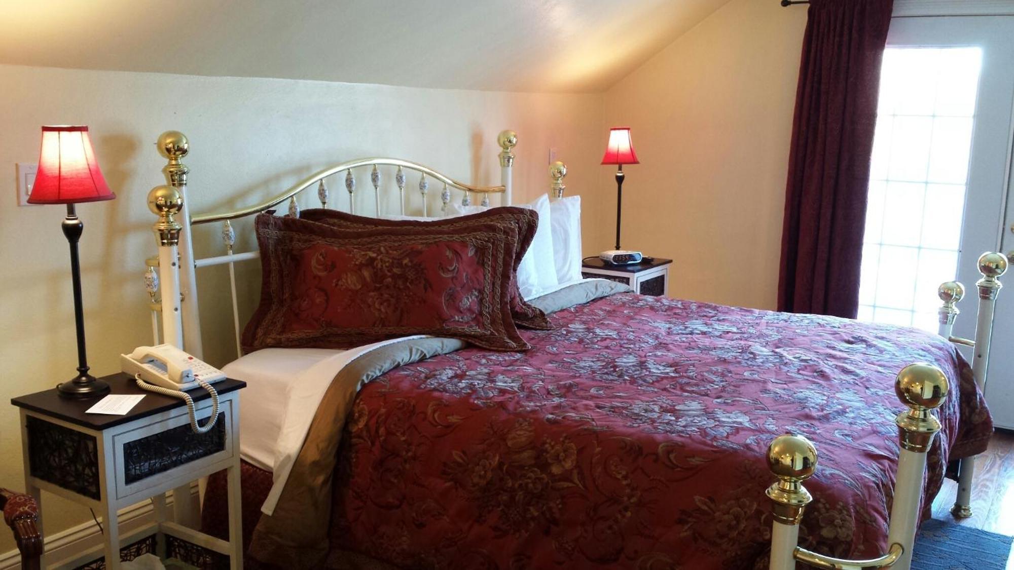 The Country Inn Of Berkeley Springs Chambre photo
