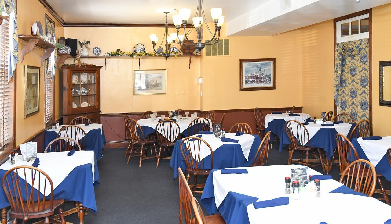 The Country Inn Of Berkeley Springs Extérieur photo
